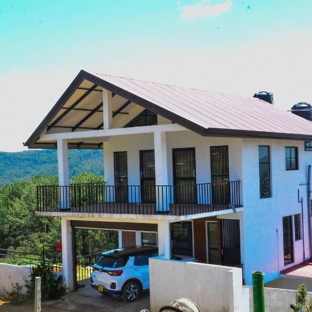 נוארה אליה High Cliff Villa מראה חיצוני תמונה